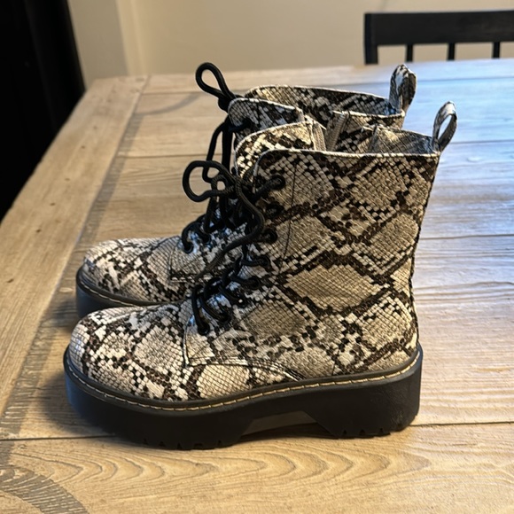 Italian leather books bought in Milan - Picture 2 of 5